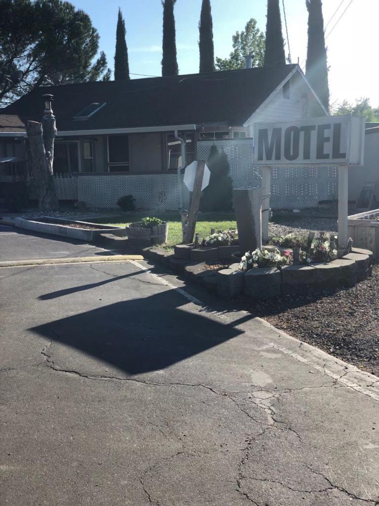 Kelseyville Motel Exterior foto